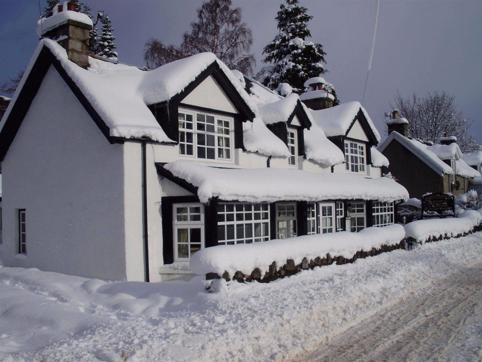 Carrmoor Guest House Carrbridge Buitenkant foto